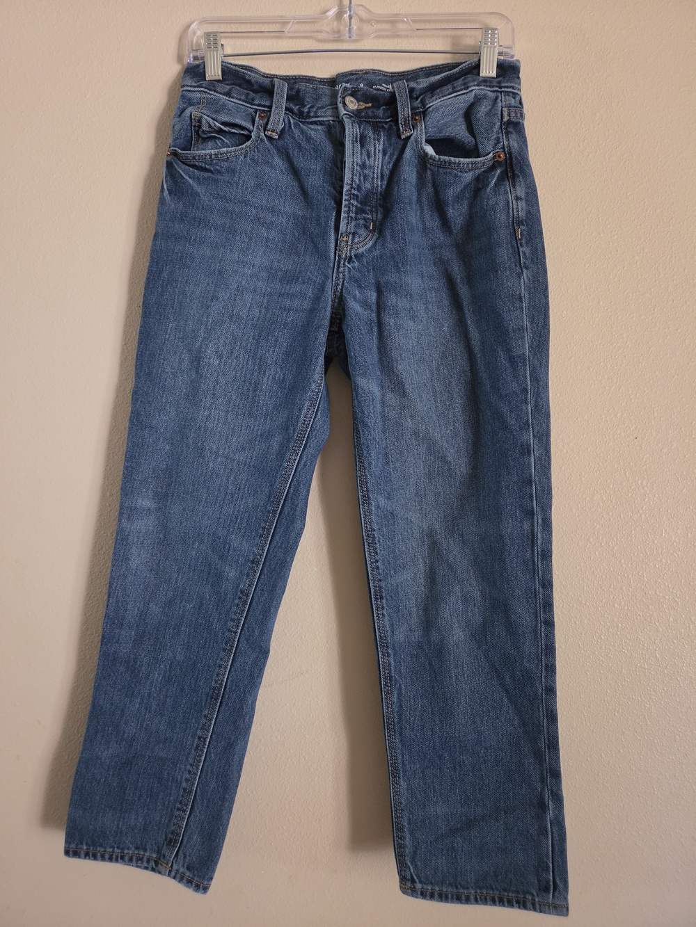 Old Navy Women's Straight-Leg Medium Blue Jeans